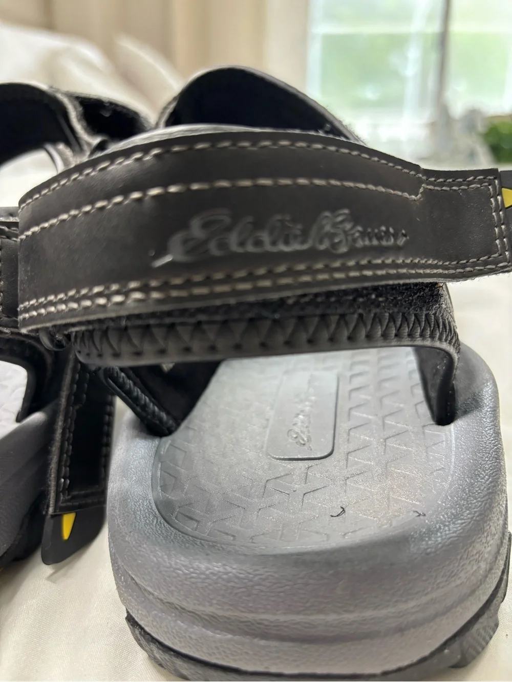 Eddie Bauer Men's Grafton River Sandals Size 11 Black/Gray Hiking Water Shoes